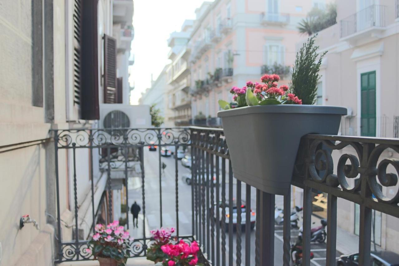 The Singer'S House Apartment Bari Exterior photo